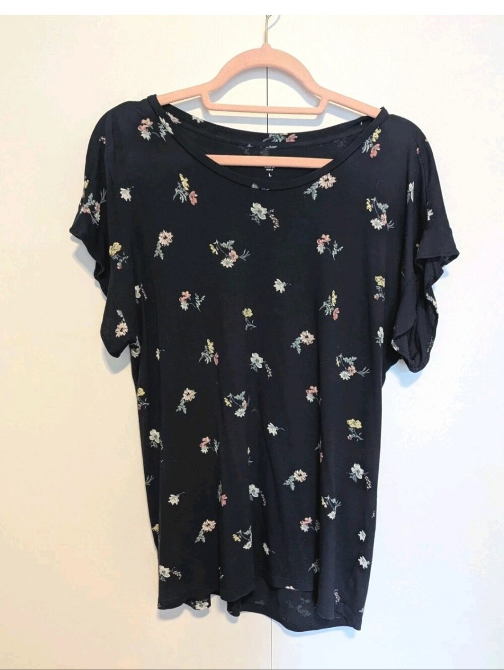 LOFT Navy Blue Floral Short Sleeve Top